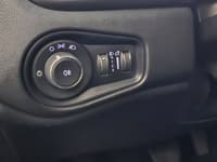 Jeep Renegade 1.8 2019 — foto 12